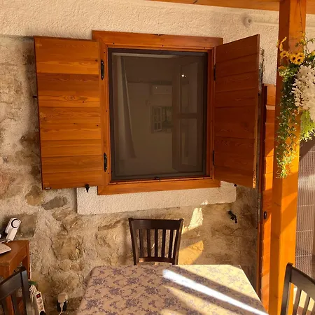 Longer Life Stone House Vakantiehuis