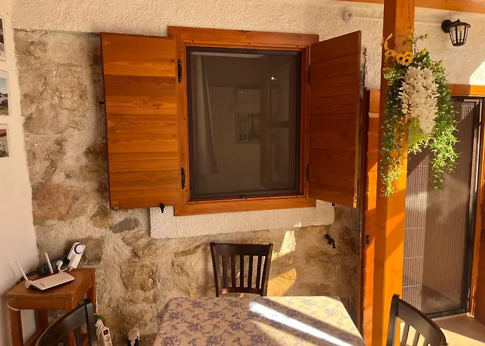 Longer Life Stone House Vakantiehuis