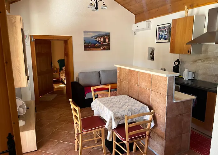 Longer Life Stone House Vakantiehuis